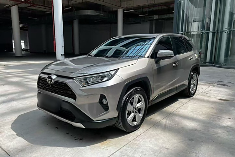 Toyota RAV4 (Imported) 2022 #2 Toyota RAV4 (Imported) 2022 immagine di auto #2