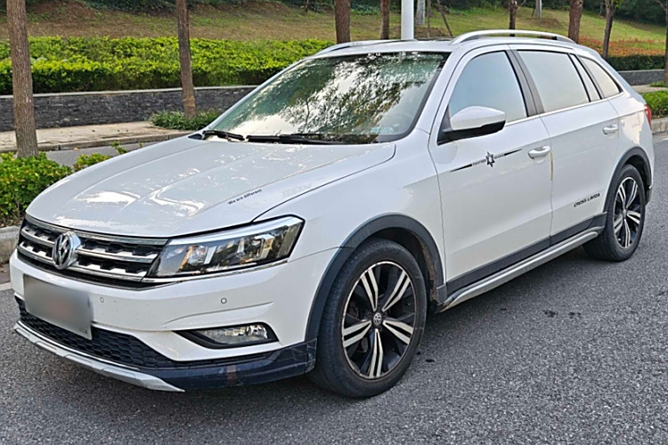 Volkswagen Cross Lavida 2016 immagine di auto #2