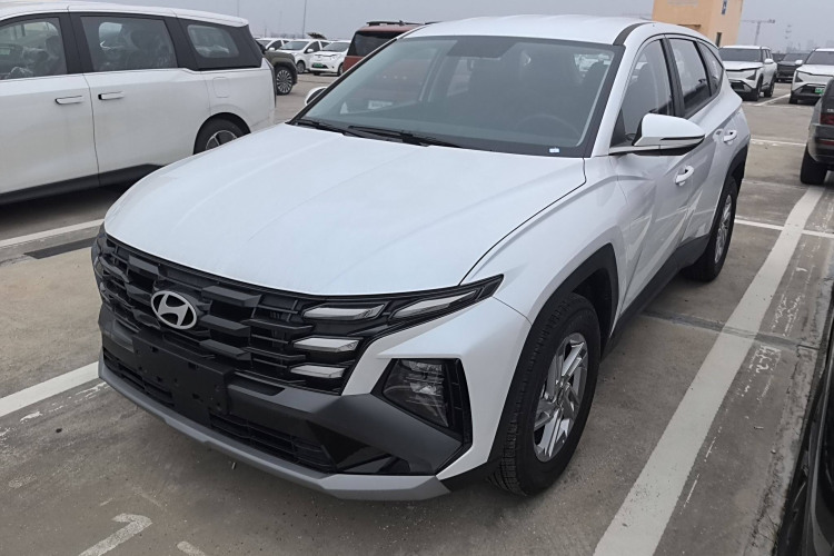 现代 途胜 汽车图片 #2