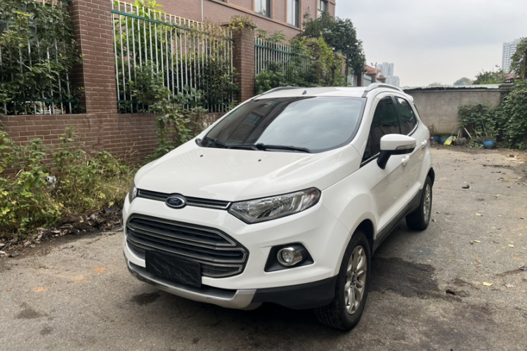 Ford EcoSport 2016 изображение автомобиля #2