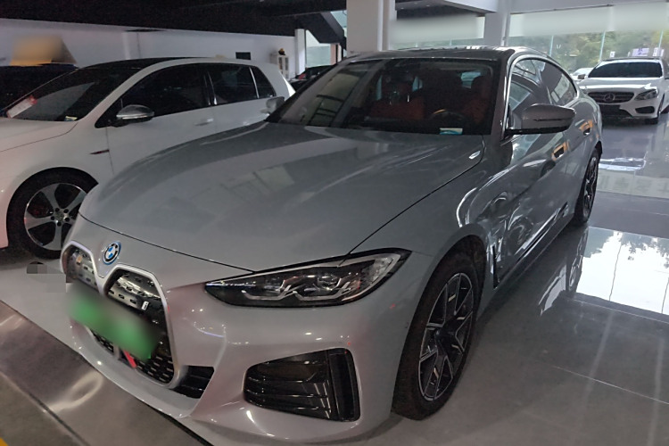 BMW i4 M50 2023 #2 BMW i4 M50 2023 car image #2