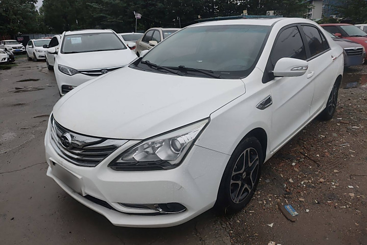 BYD G5 2017 #2 BYD G5 2017 car image #2