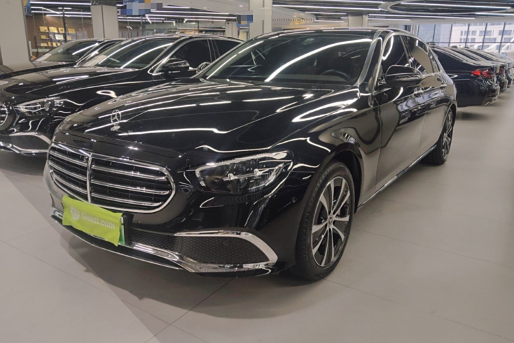 Mercedes-Benz E Class New Energy 2023 car image #2