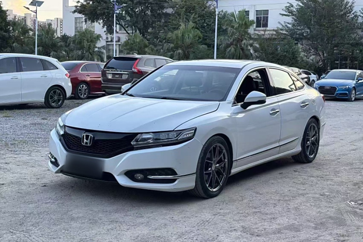 Honda Spirior 2016 car image #2