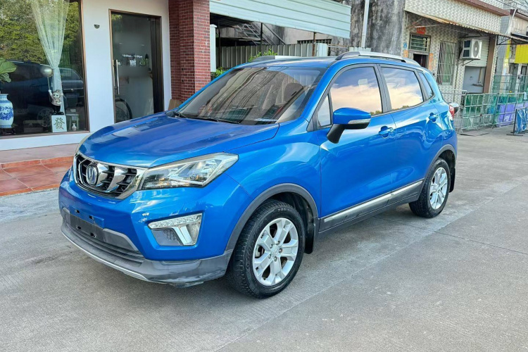 Changan CS15 EV 2017 #2 Changan CS15 EV 2017 imagen de coche #2