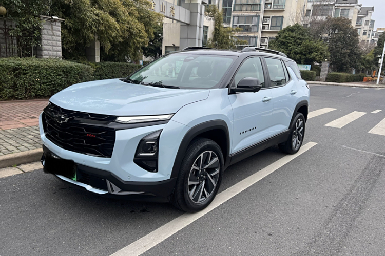 Chevrolet Equinox Plus 2024 car image #2