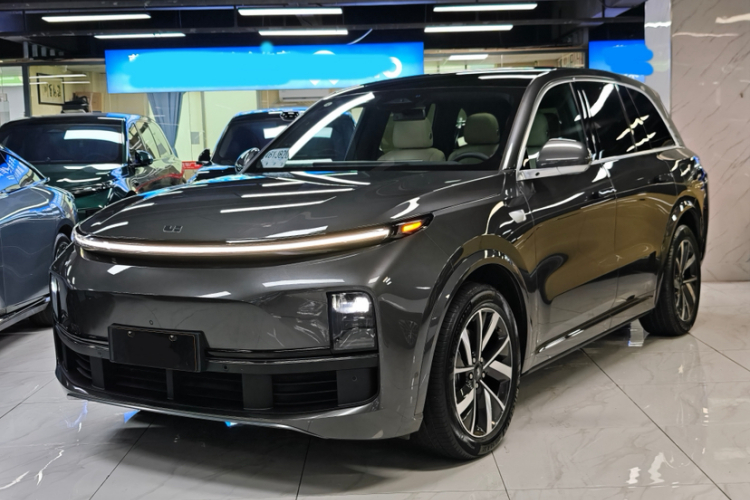 Li L8 2023 изображение автомобиля #2