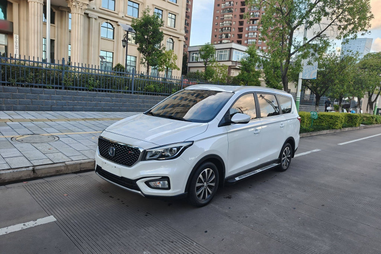 Changan Linmax 2018 car image #2