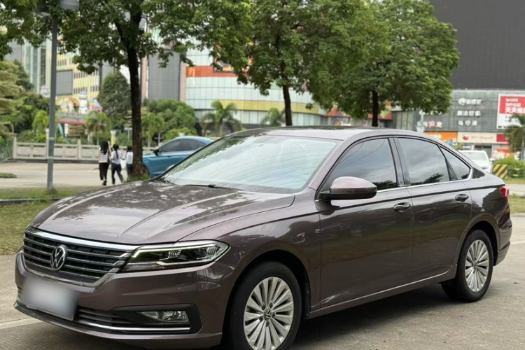Volkswagen Lavida 2020 car image #2