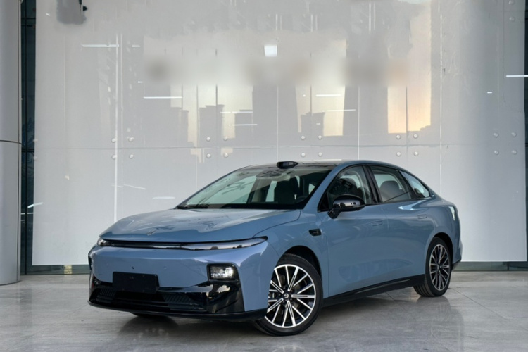 零跑汽车 零跑B01 2025 汽车图片 #2