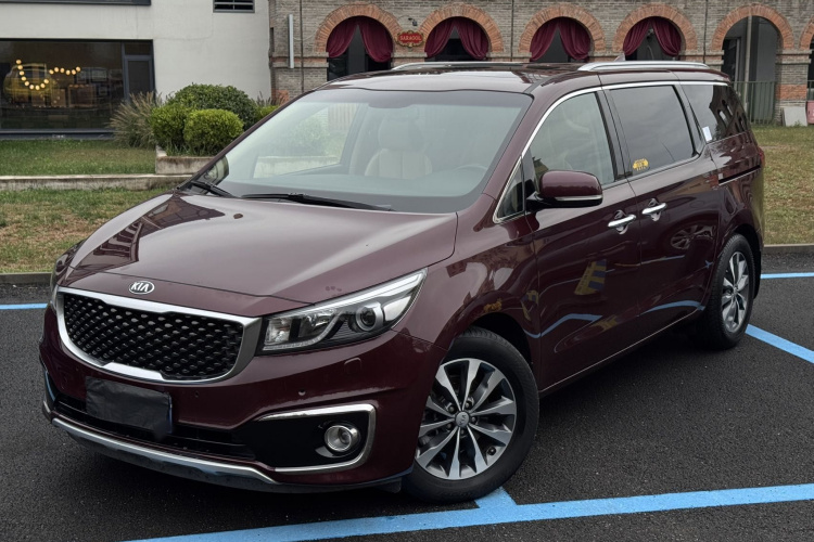 Kia Carnival (Imported) 2016 изображение автомобиля #2