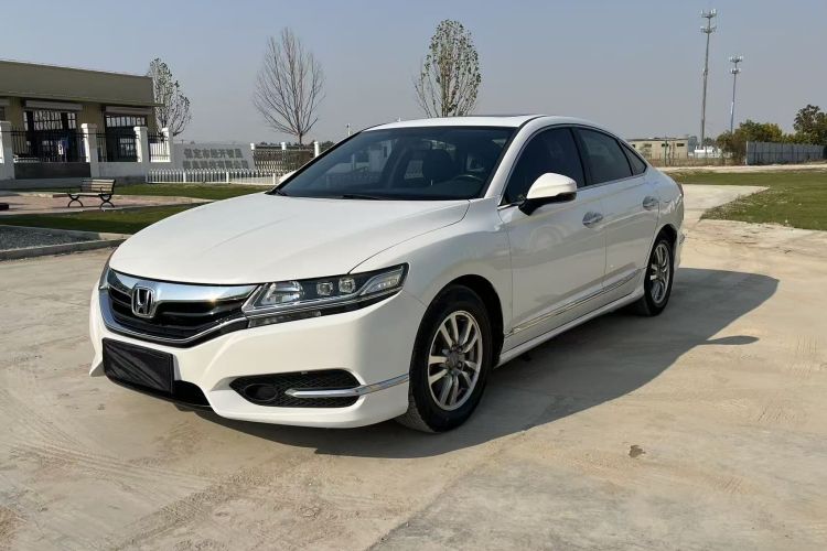 Honda Spirior 2017 immagine di auto #2