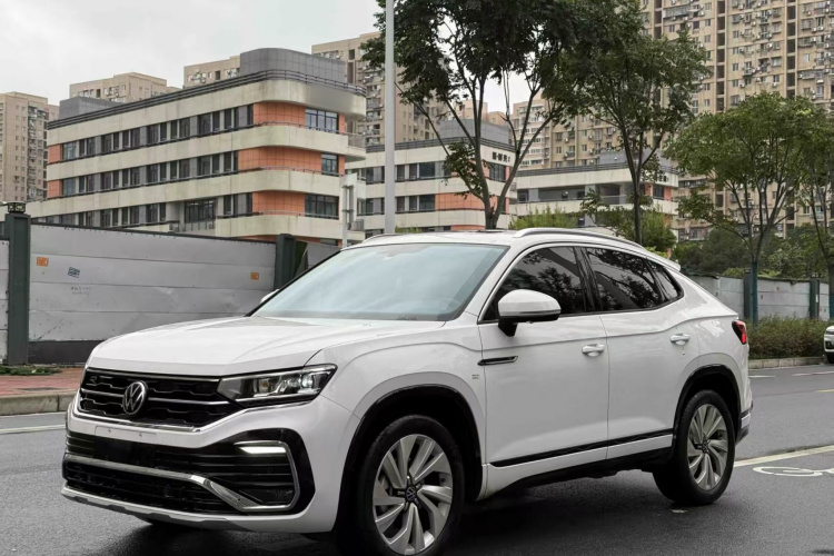 Volkswagen Tayron X 2022 car image #2