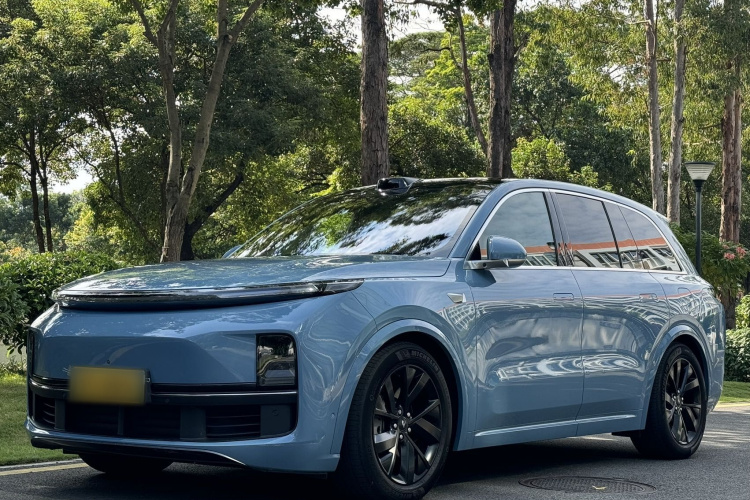 Li L8 2023 изображение автомобиля #2