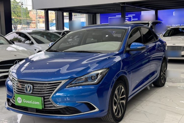 Changan Eado EV 2019 image de voiture #2
