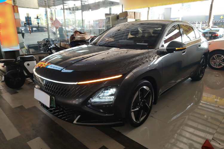 Wuling Starlight 730 2024 immagine di auto #2