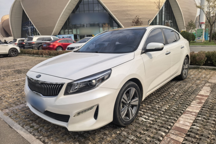 Kia K5 2019 imagen de coche #2