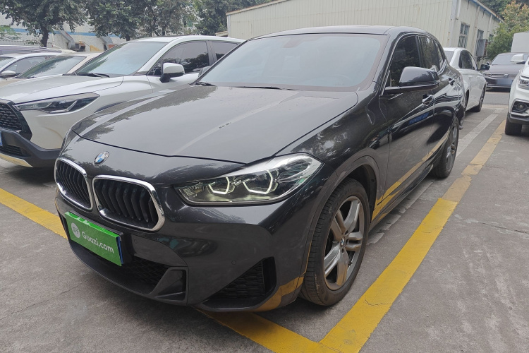 Hyundai Coupe 2021 car image #2