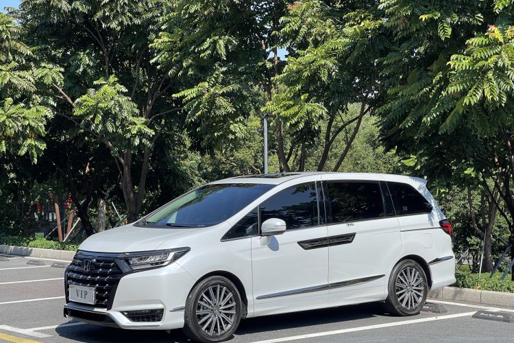 Honda Elysion 2025 car image #2