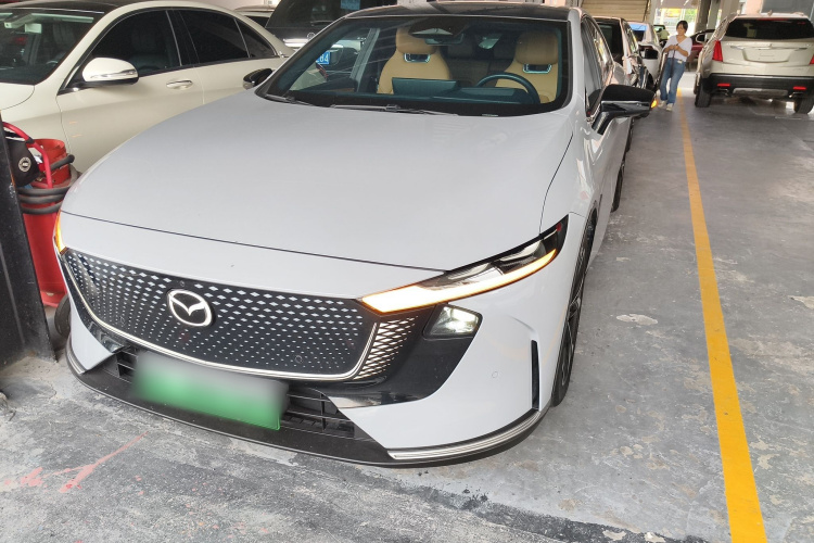 马自达 马自达EZ-6 2024 汽车图片 #2