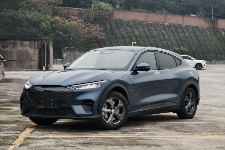 Ford Mustang Mach-E 2024 car image #2