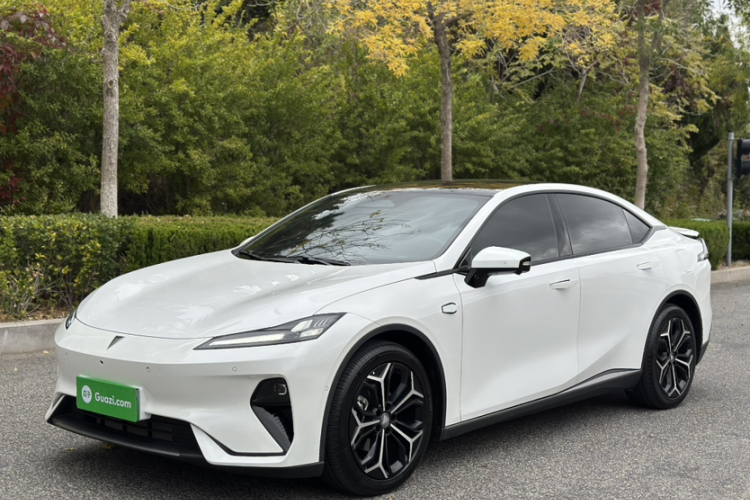 Deepal L07 2024 car image #2