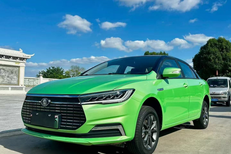 BYD Qin New Energy 2024 imagem de carro #2