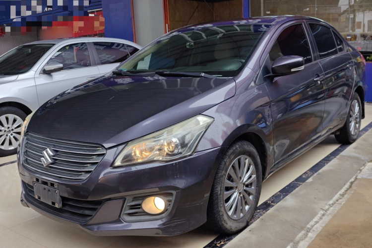 Suzuki Ciaz 2016 изображение автомобиля #2