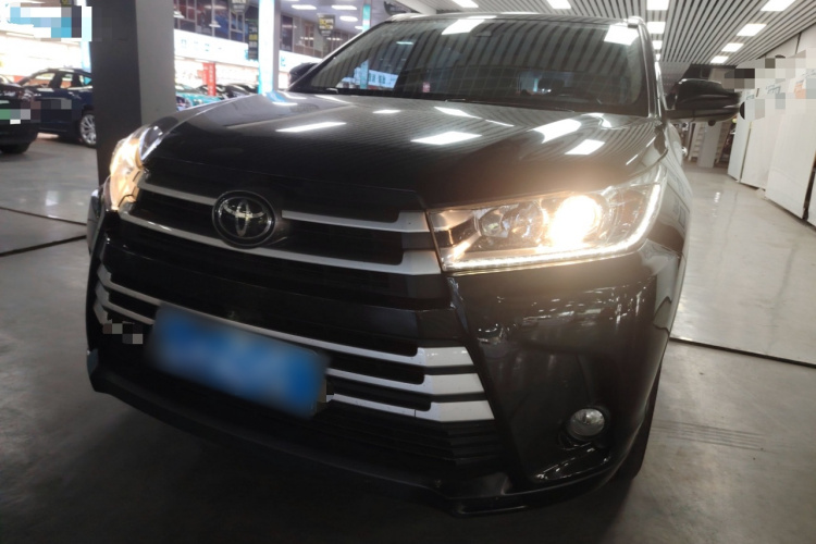 Toyota Highlander (Imported) 2020 car image #2