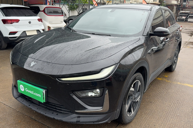 哪吒汽车 哪吒X 2023 汽车图片 #2