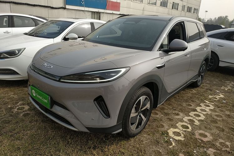 BYD Sea Lion 05 EV 2025 car image #2