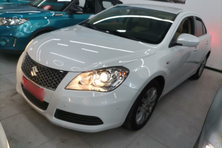 Suzuki Kizashi 2016 изображение автомобиля #2