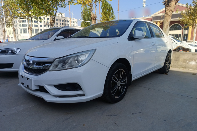 BYD SuRui 2016 immagine di auto #2