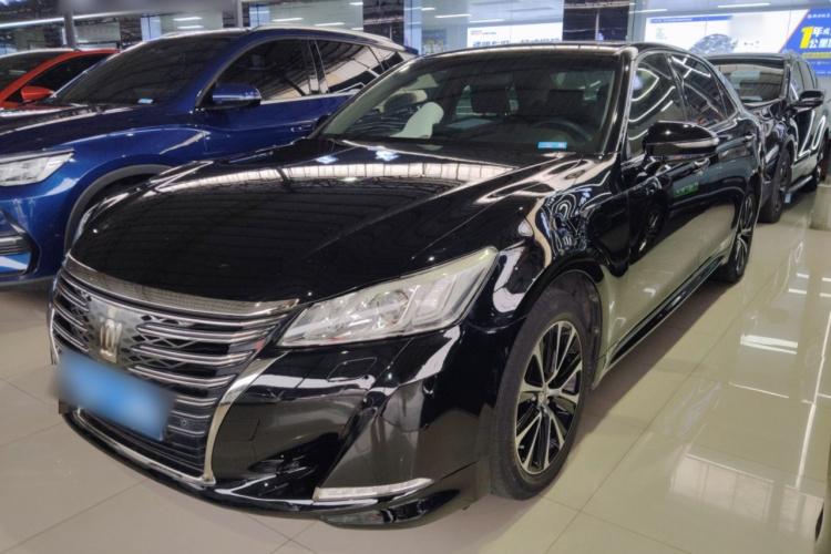 丰田 皇冠 2019 汽车图片 #2