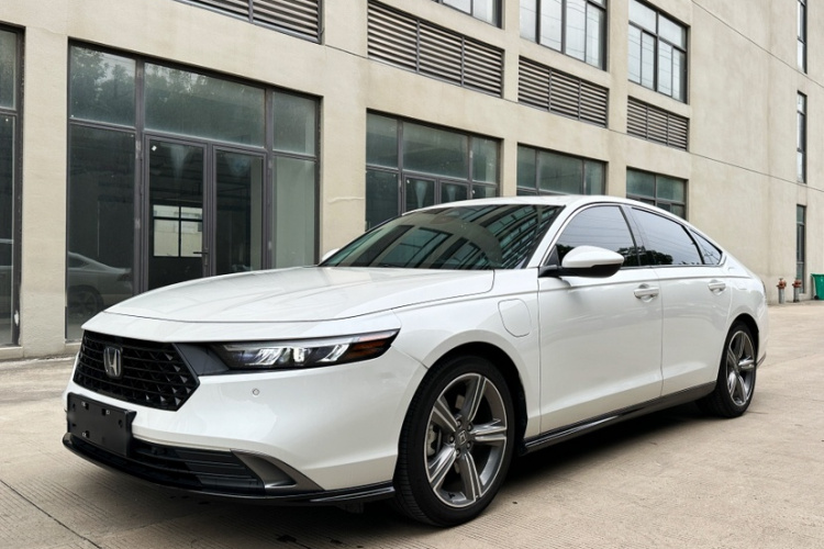 Honda Accord New Energy 2023 car image #2