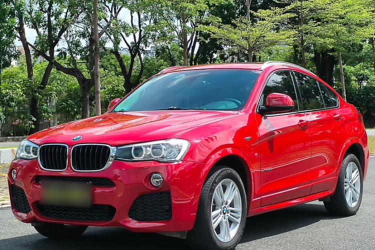 BMW X4 M40i 2018 #2 BMW X4 M40i 2018 car image #2