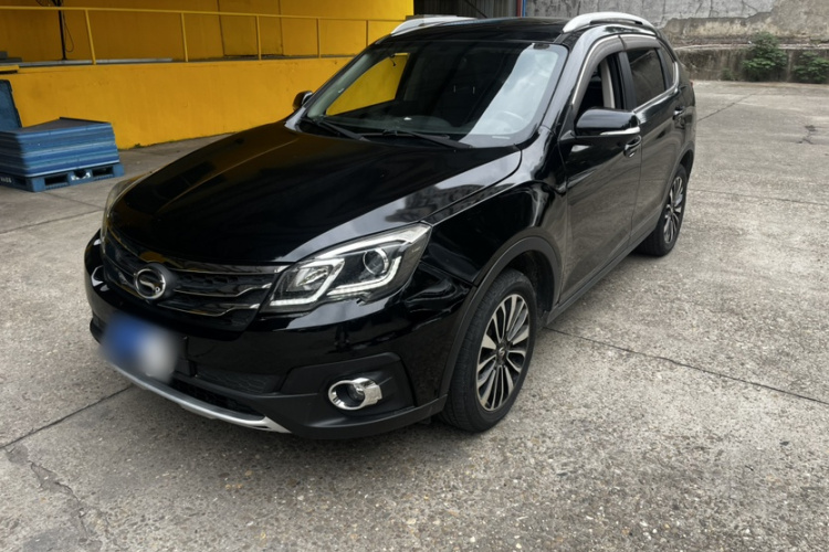 GAC Trumpchi GS5 Super 2015 car image #2