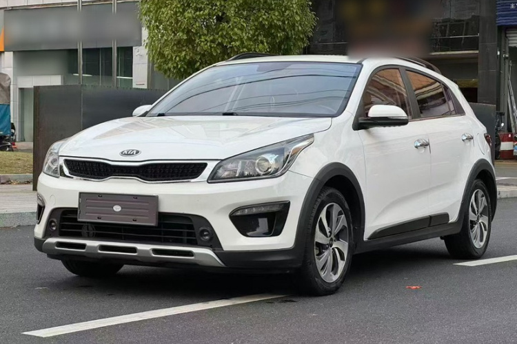 Kia Rio Cross 2019 صورة سيارة #2