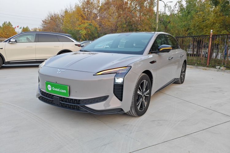 HongQi EH7 2024 car image #2