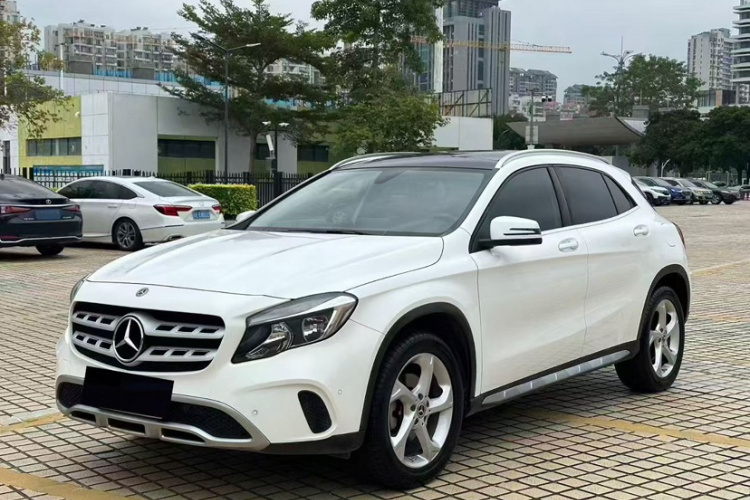 Mercedes-Benz GLA Class (Imported) 2017 car image #2