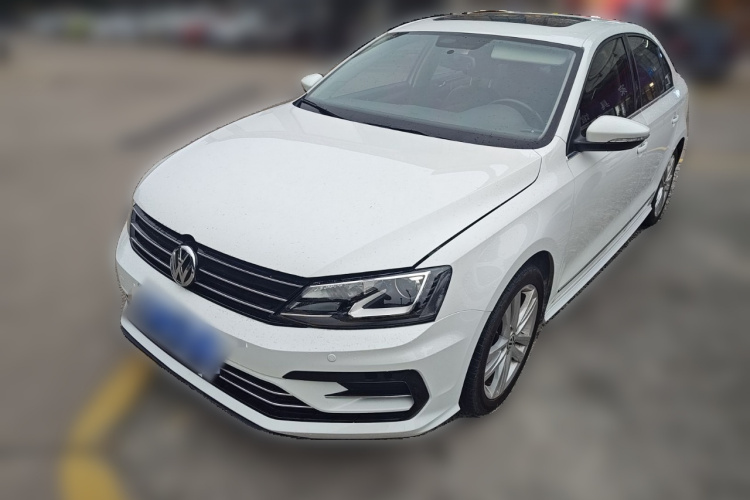 Volkswagen Sagitar 2018 immagine di auto #2