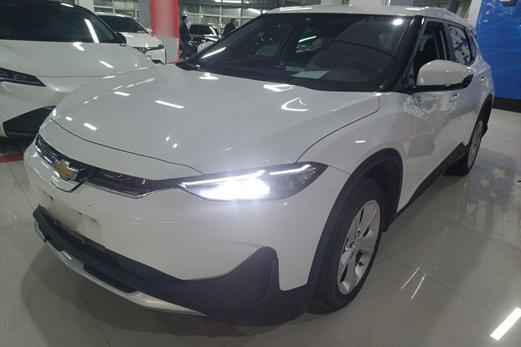 Chevrolet Charm 2024 car image #2