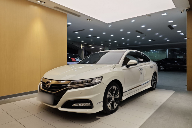 Honda Spirior 2017 immagine di auto #2