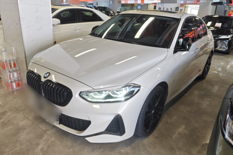 BMW 1 Series 2021 #2 BMW 1 Series 2021 car image #2