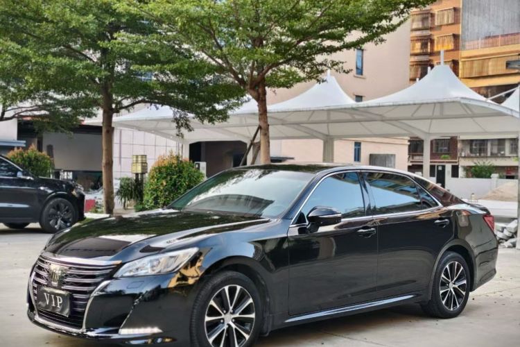 丰田 皇冠 2019 汽车图片 #2