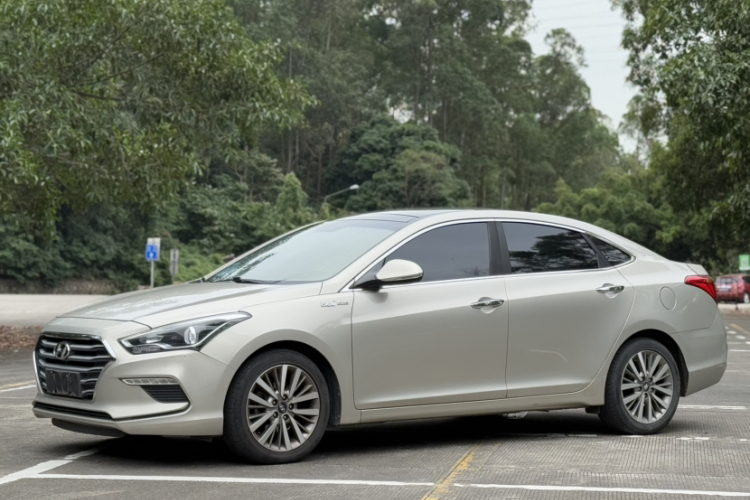 Hyundai Mistra 2018 #2 Hyundai Mistra 2018 car image #2