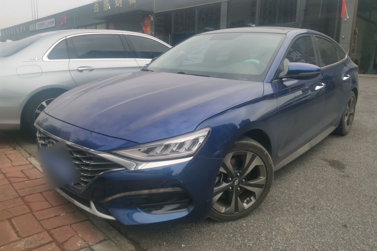 Hyundai Lafesta 2019 car image #2