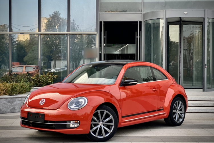 Volkswagen Beetle 2016 car image #2