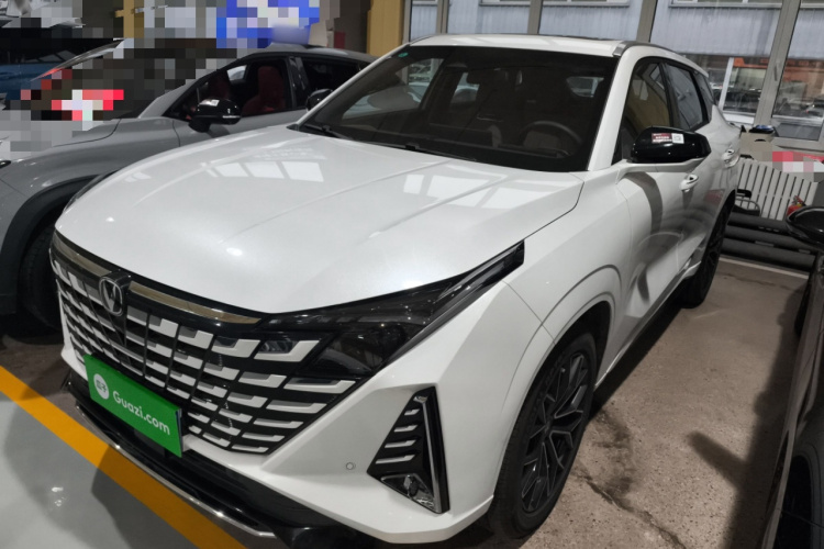 Changan UNI-Z 2025 immagine di auto #2