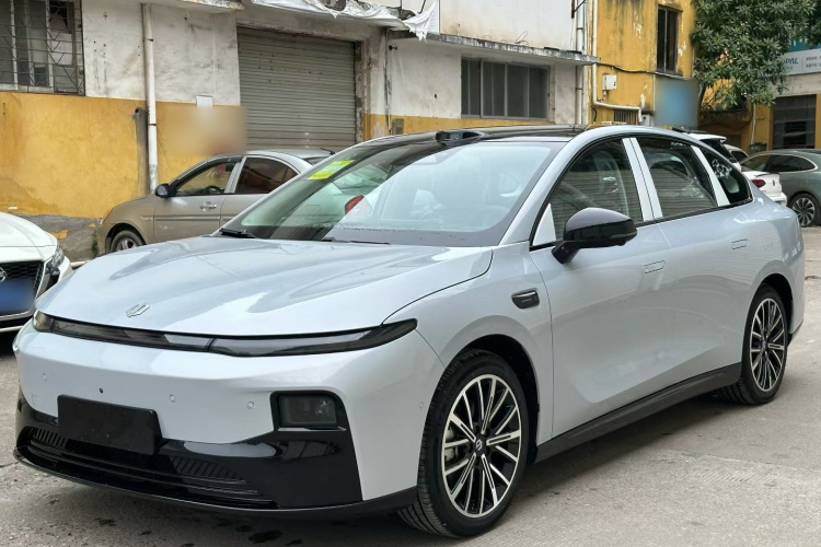 零跑汽车 零跑B01 2025 汽车图片 #2